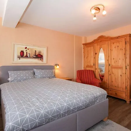 Ferienhaus Heidi Ferienappartement Meeresrauschen Lejlighed *